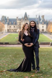 Maternity photography in front of the Biltmore house.