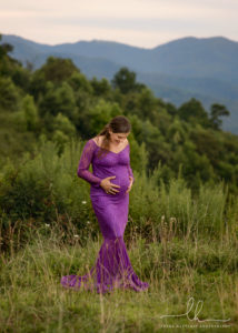 Maternity photo in Asheville, NC.
