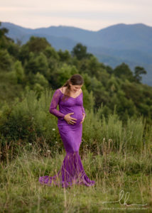 Maternity photo in Asheville, NC.