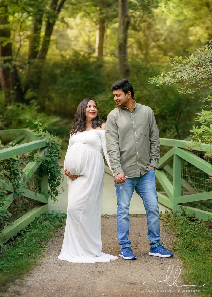 Maternity picture at the Botanical Gardens.