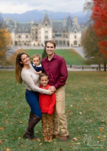 Photo at the Biltmore estate, one of the best photo session locations in Asheville.